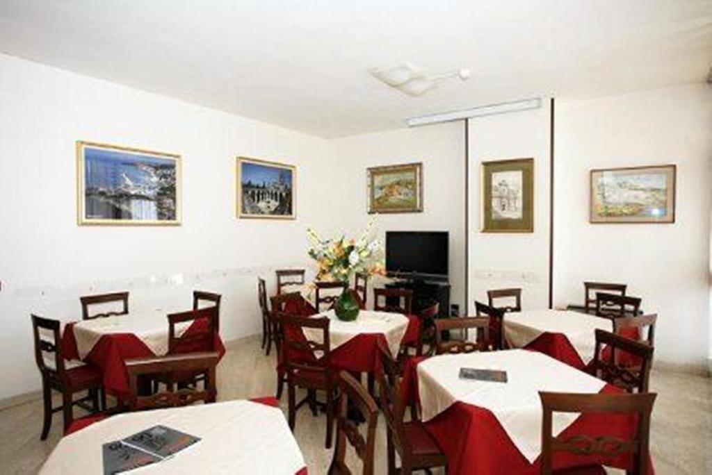Casa Pastor Bonus Hotel Lecce Buitenkant foto